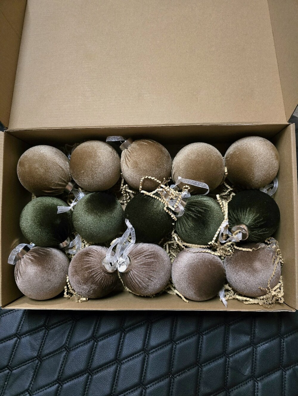15pcs Earth Tone Velvet Christmas Ornaments